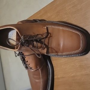 Bostonian Strada Lace Up Oxford Dress Shoes. Size 10.5